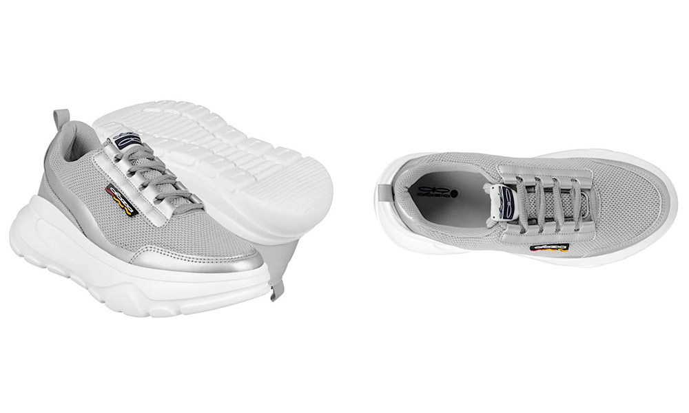 Arazia 600 – Tenis Grises con Detalles en Color Plata