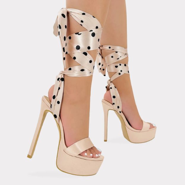 Tacones Altos de Moda