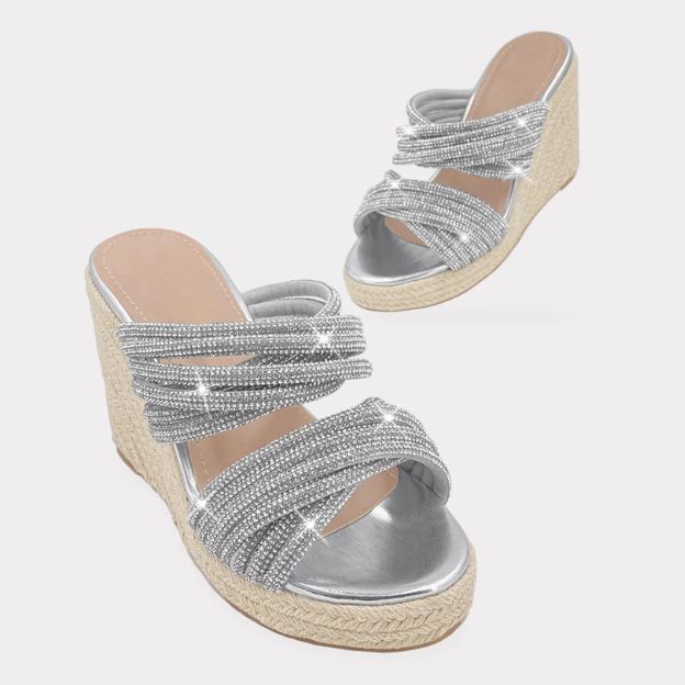 Alpargatas con Detalles Plateados